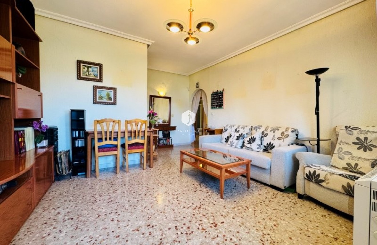 Resale - Apartment / flat -
La Mata - Costa Blanca