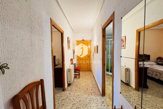 Resale - Apartment / flat -
La Mata - Costa Blanca