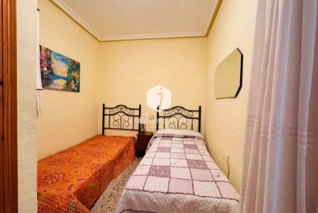 Resale - Apartment / flat -
La Mata - Costa Blanca