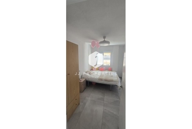 Tweedehands - Appartement / flat -
Torrevieja - Acequion