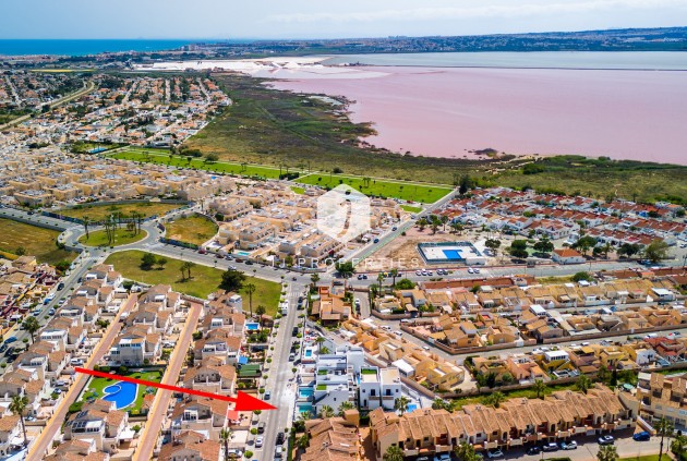 Resale - Villa -
Torrevieja - Costa Blanca