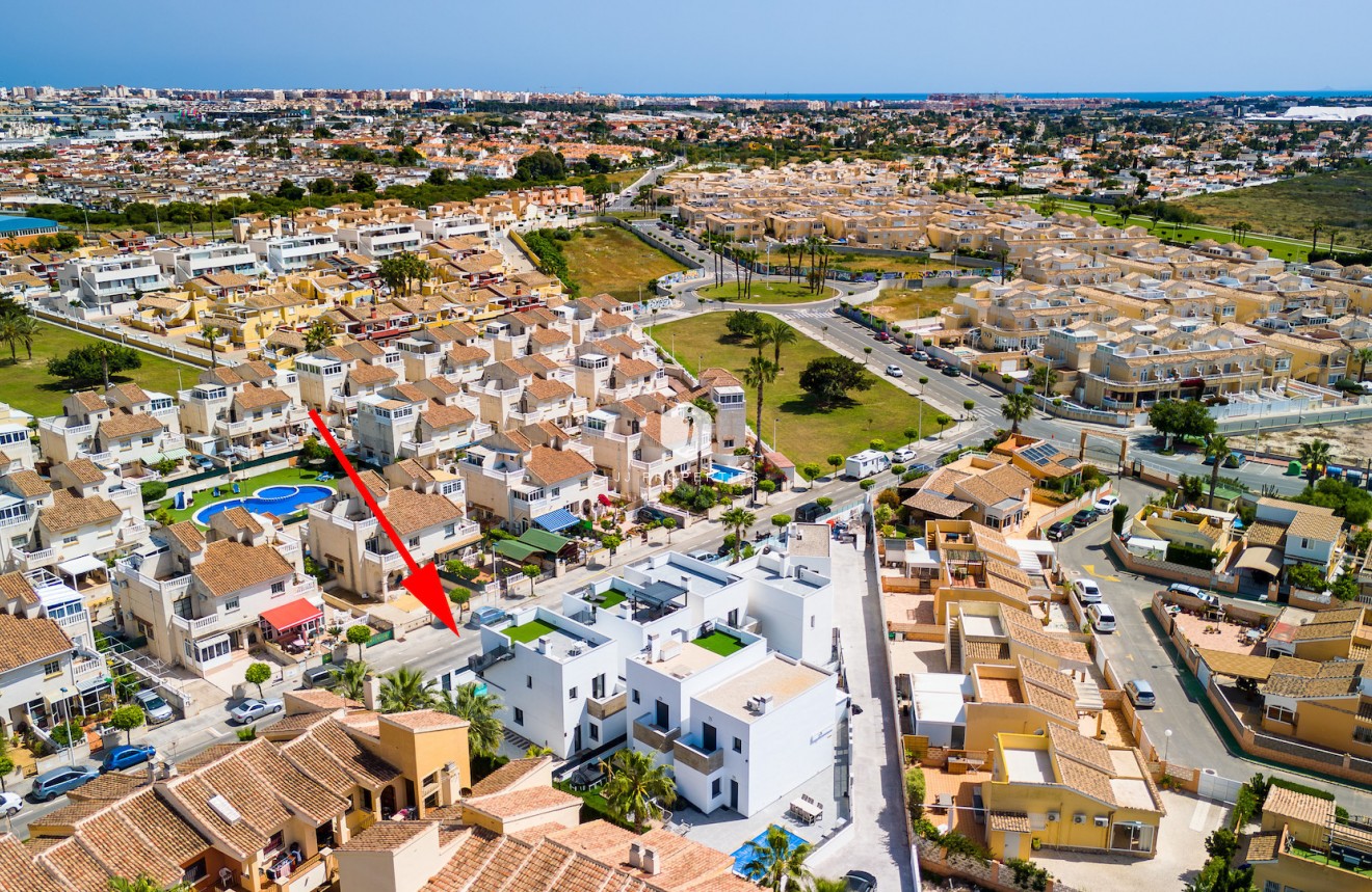 Resale - Villa -
Torrevieja - Costa Blanca