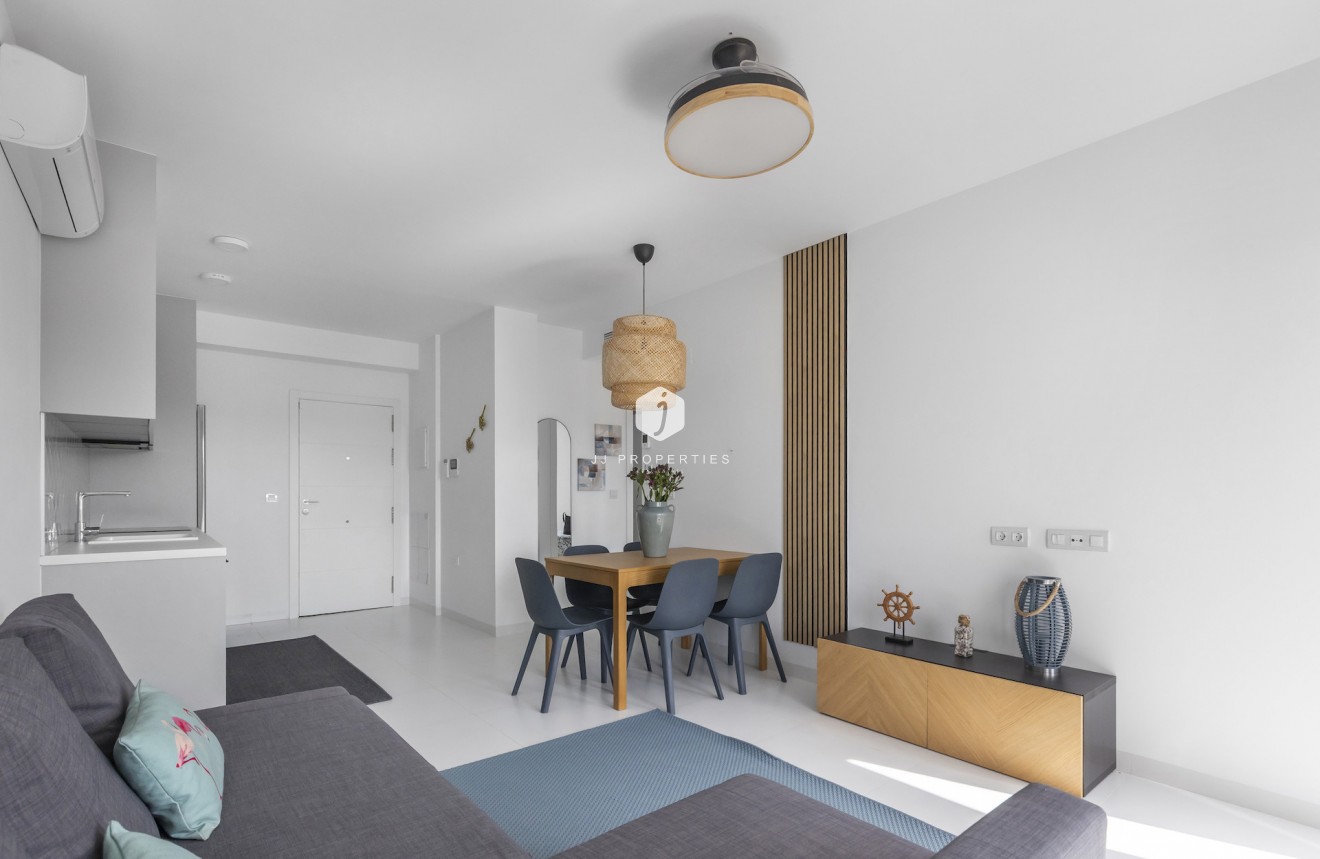 Resale - Apartment / flat -
San Miguel de Salinas - Inland