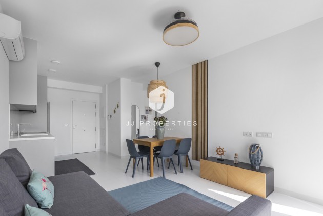 Resale - Apartment / flat -
San Miguel de Salinas - Inland