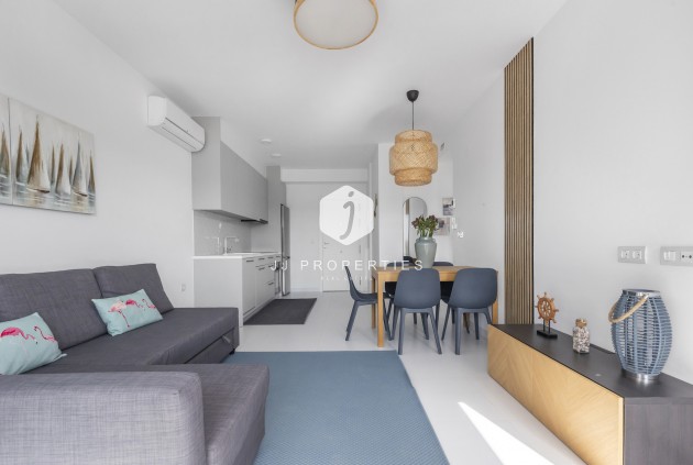Resale - Apartment / flat -
San Miguel de Salinas - Inland