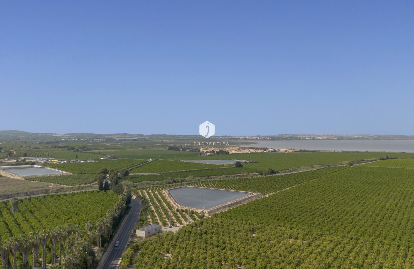 Resale - Apartment / flat -
San Miguel de Salinas - Inland