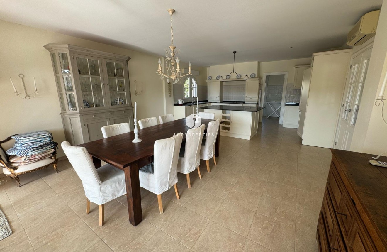 Resale - Villa -
Orihuela Costa - Playa Flamenca