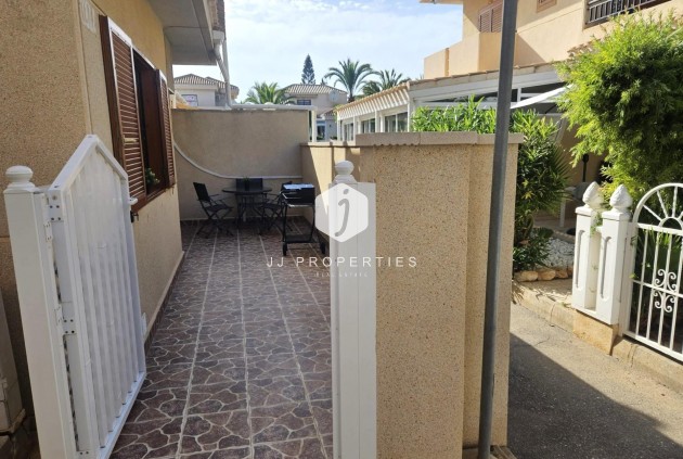 Z drugiej ręki - Bungalow -
Orihuela Costa - Playa Flamenca