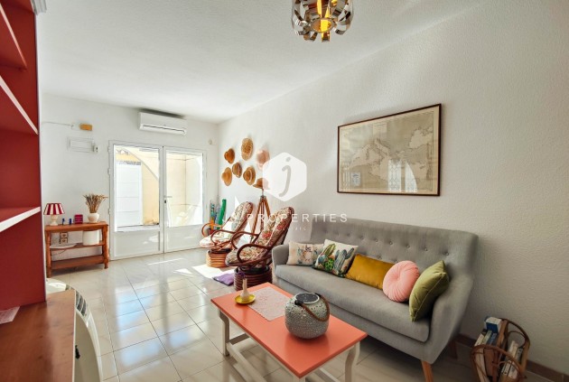 Resale - Chalet -
Torrevieja - Costa Blanca