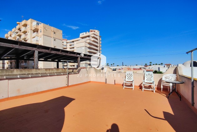 Resale - Chalet -
Torrevieja - Costa Blanca