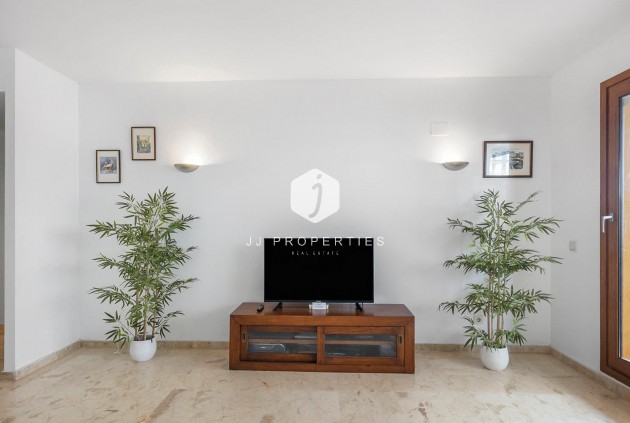 Resale - Apartment / flat -
Torrevieja - Punta prima