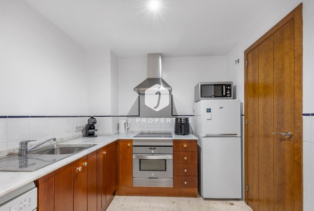 Resale - Apartment / flat -
Torrevieja - Punta prima
