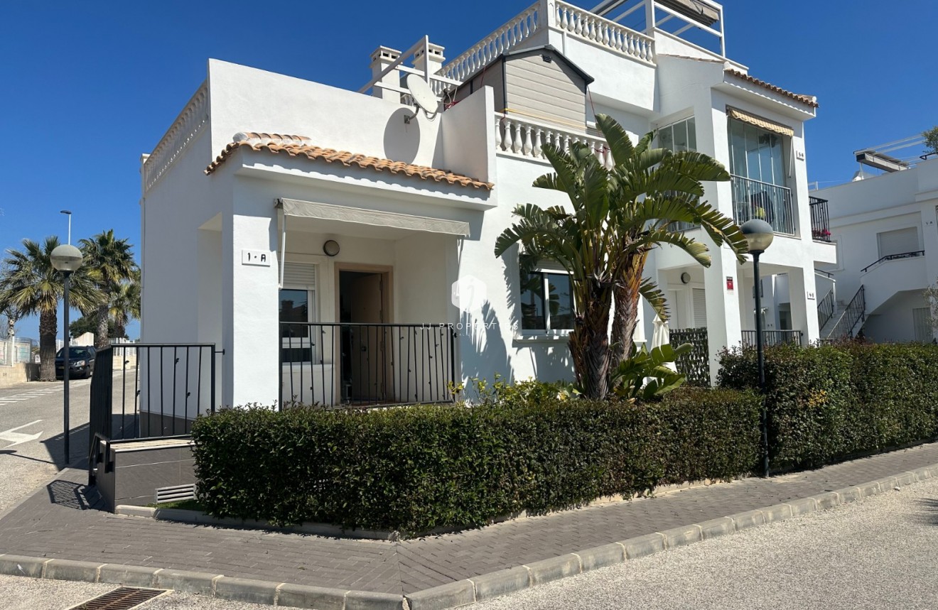 D'occasion - Bungalow -
Torrevieja - Costa Blanca