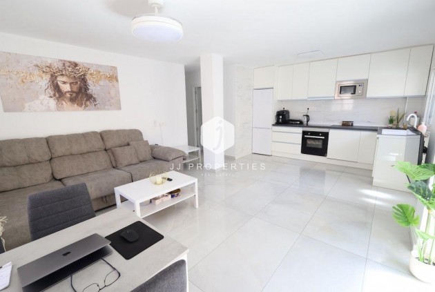 Resale - Apartment / flat -
Torrevieja - Costa Blanca
