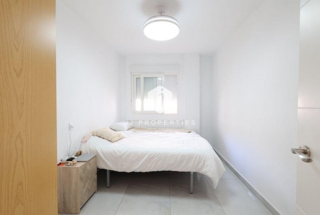 Resale - Apartment / flat -
Torrevieja - Costa Blanca