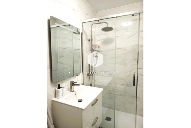 Resale - Apartment / flat -
Torrevieja - Costa Blanca