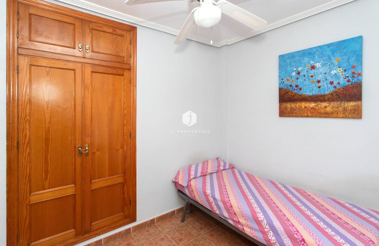 Z drugiej ręki - Bungalow -
Orihuela Costa - Rocio Del Mar