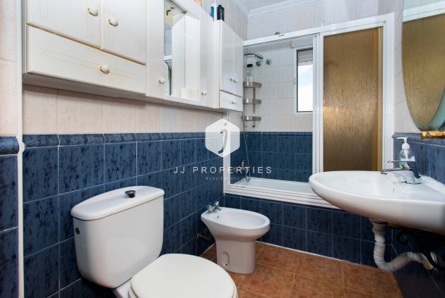 Z drugiej ręki - Bungalow -
Orihuela Costa - Rocio Del Mar