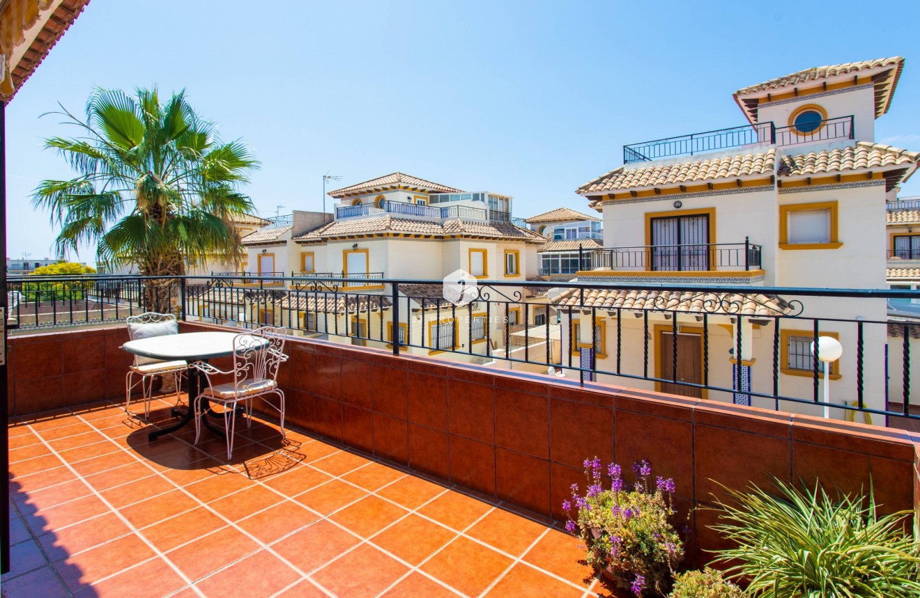 Z drugiej ręki - Bungalow -
Orihuela Costa - Rocio Del Mar