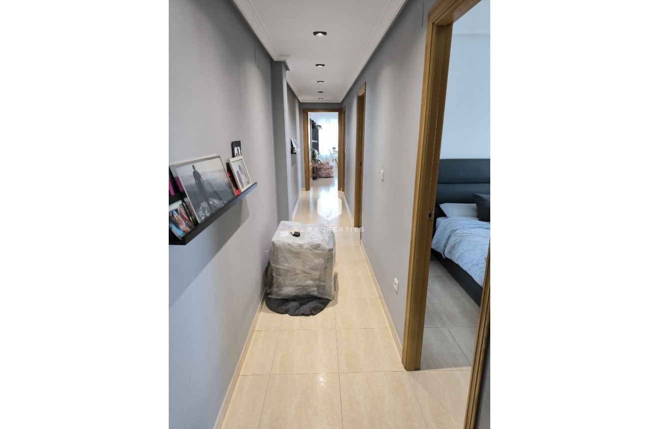 Resale - Apartment / flat -
Almoradí - Inland