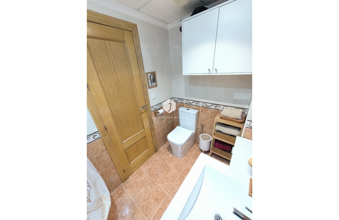 Resale - Apartment / flat -
Almoradí - Inland