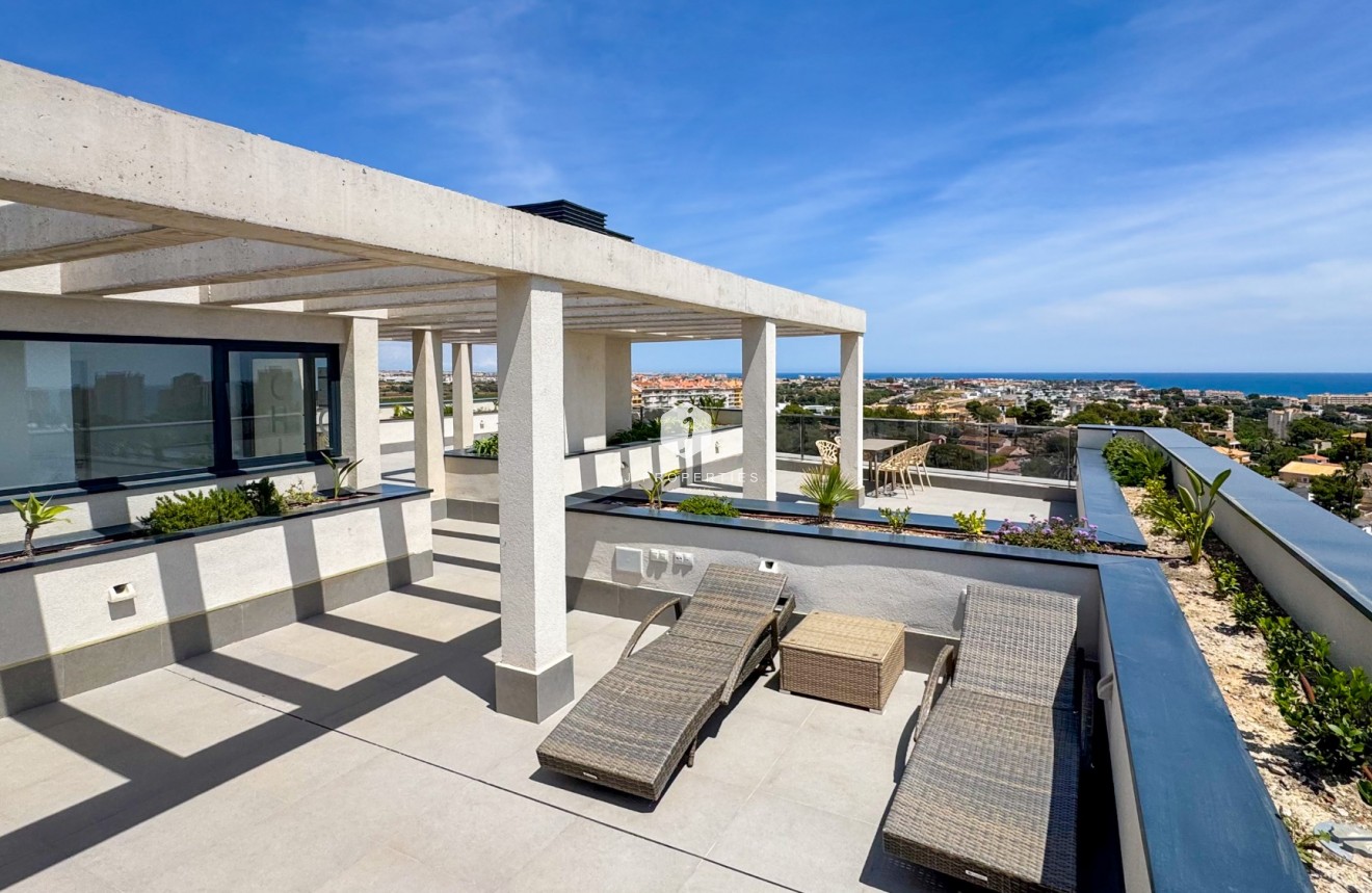 Resale - Apartment / flat -
Dehesa de Campoamor - Costa Blanca