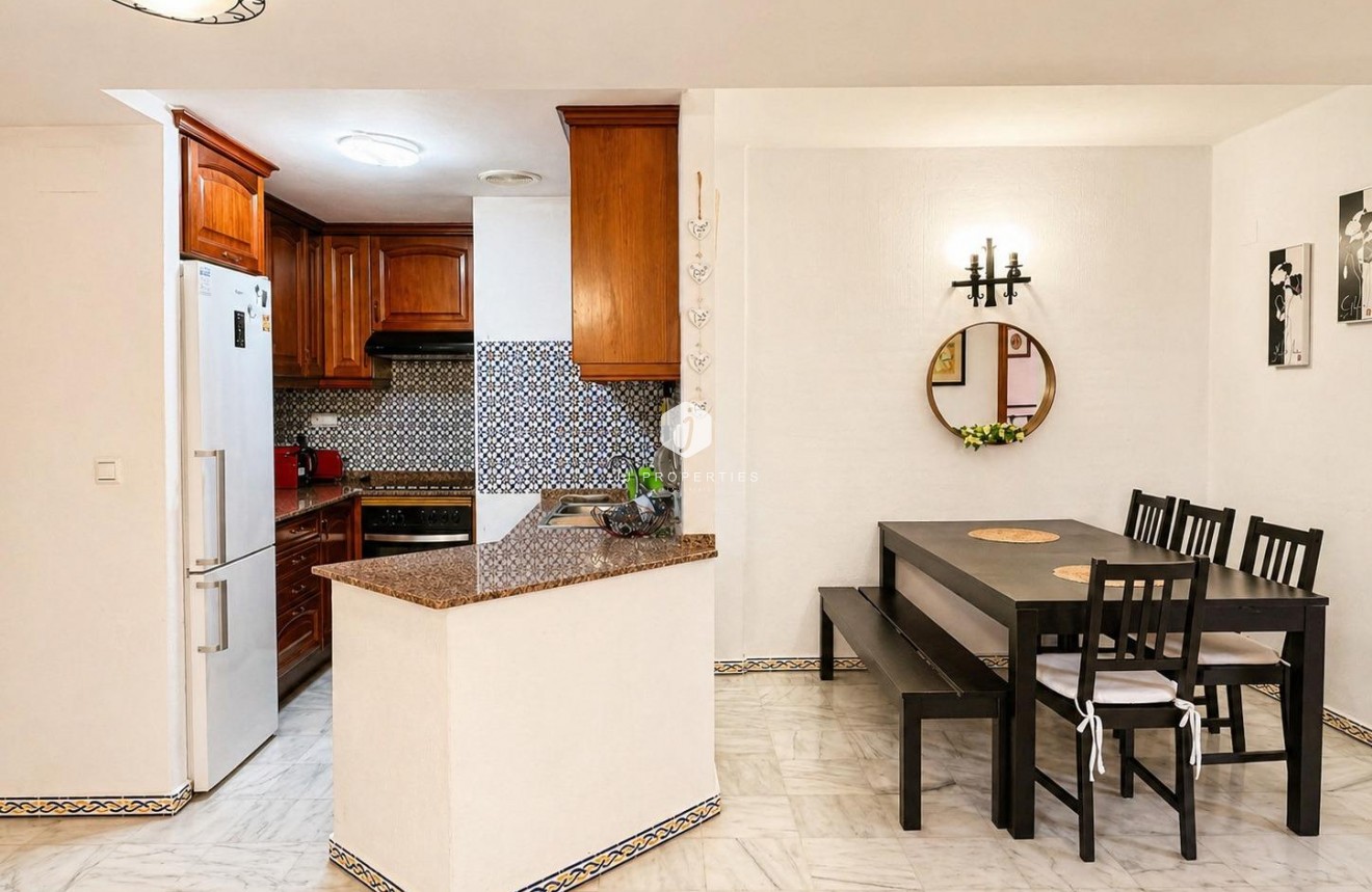 Tweedehands - Appartement / flat -
Torrevieja - Los Frutales