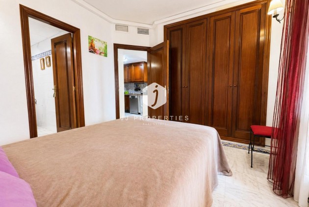 Tweedehands - Appartement / flat -
Torrevieja - Los Frutales