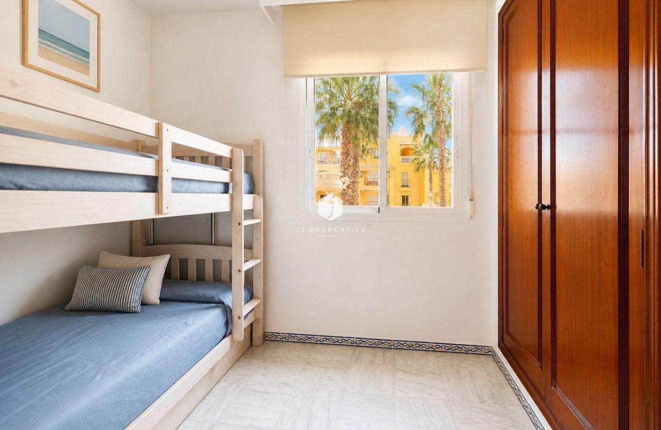 Tweedehands - Appartement / flat -
Torrevieja - Los Frutales