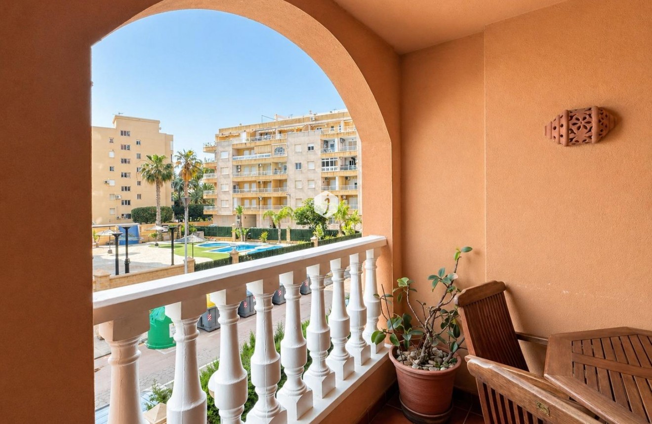 Tweedehands - Appartement / flat -
Torrevieja - Los Frutales