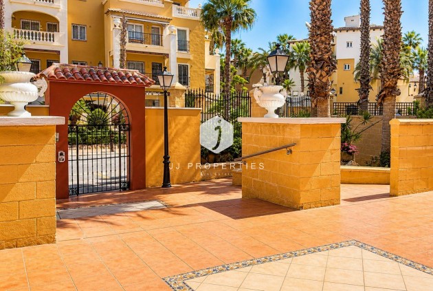 Tweedehands - Appartement / flat -
Torrevieja - Los Frutales