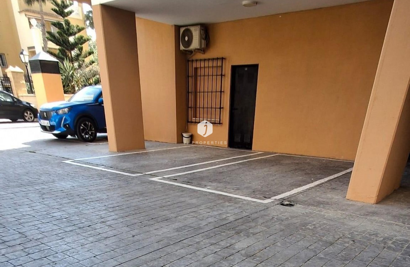 Tweedehands - Appartement / flat -
Torrevieja - Los Frutales