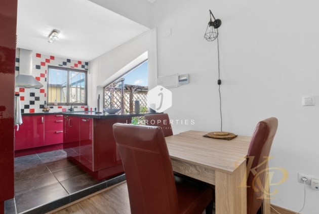 Resale - Villa -
Torrevieja - Costa Blanca