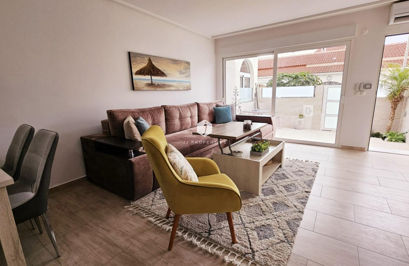 Resale - Duplex -
Torrevieja - La siesta