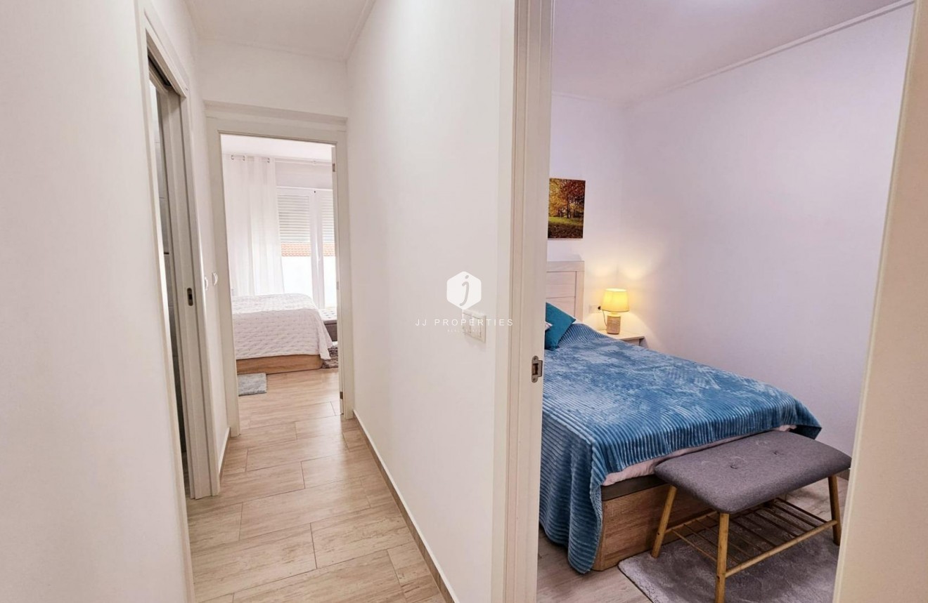 Resale - Duplex -
Torrevieja - La siesta