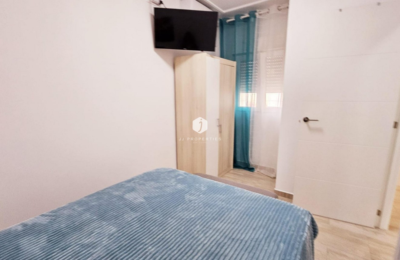 Resale - Duplex -
Torrevieja - La siesta