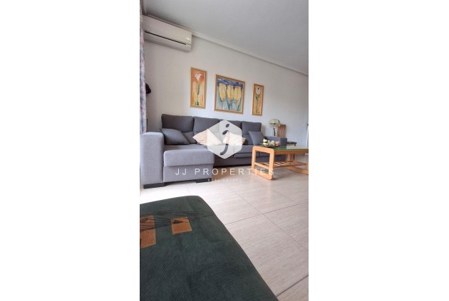 Resale - Apartment / flat -
Torrevieja - La Mata