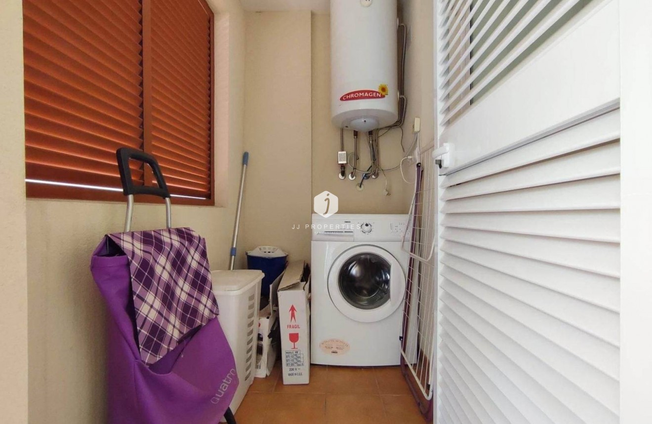 Resale - Apartment / flat -
Orihuela Costa - Horizonte - La Campana