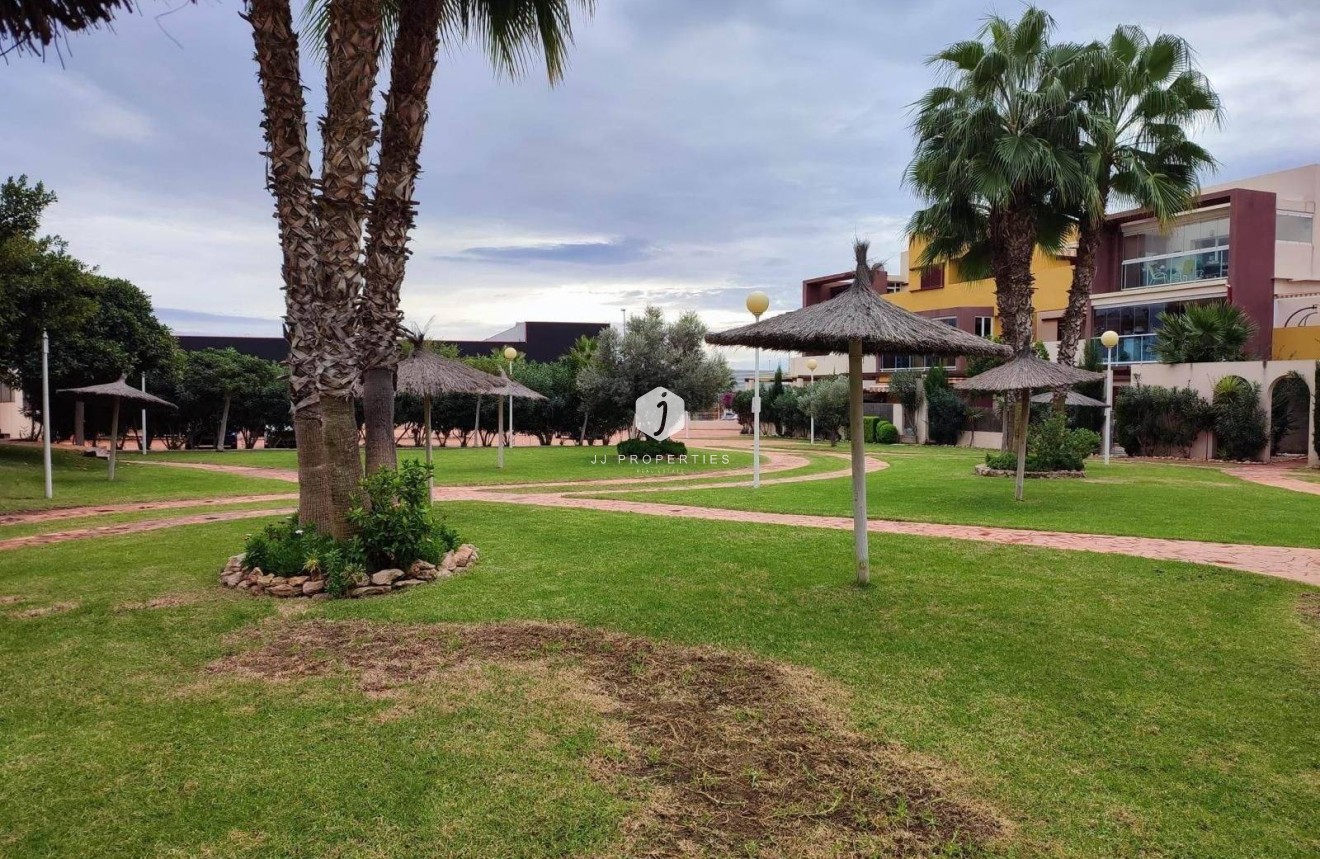 Resale - Apartment / flat -
Orihuela Costa - Horizonte - La Campana