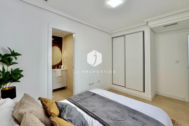 Resale - Apartment / flat -
Torrevieja - PARQUE DE LAS NACIONES