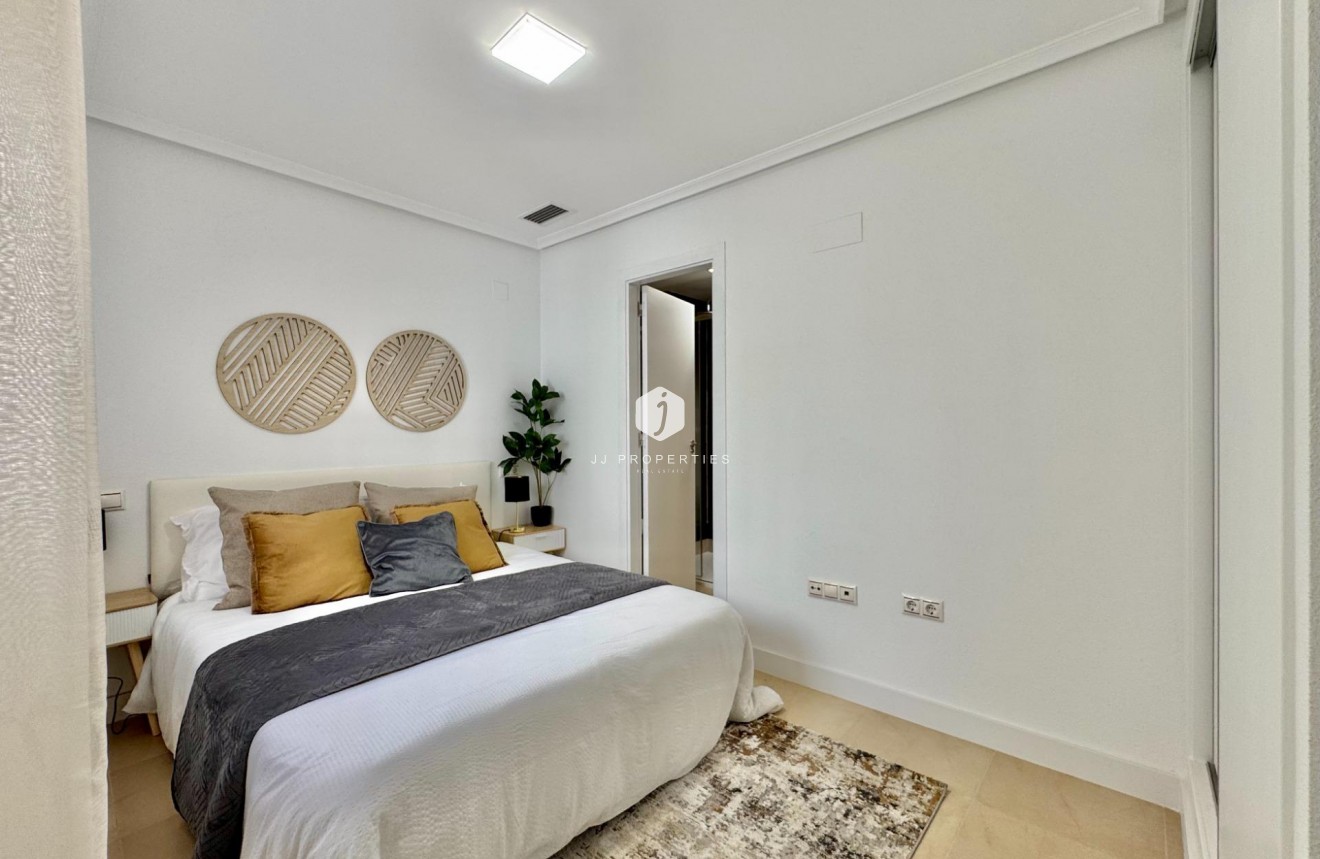 Resale - Apartment / flat -
Torrevieja - PARQUE DE LAS NACIONES