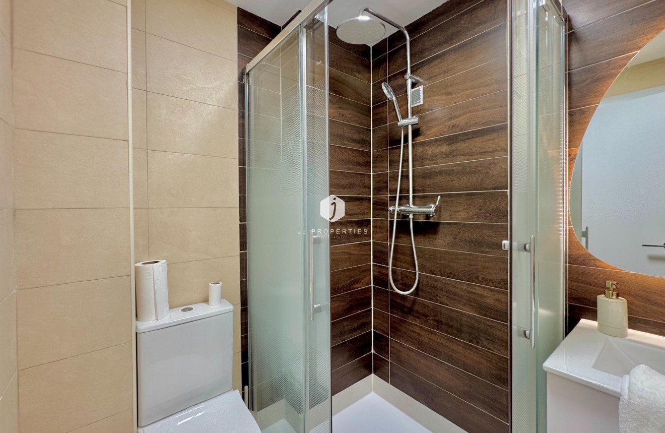 Resale - Apartment / flat -
Torrevieja - PARQUE DE LAS NACIONES