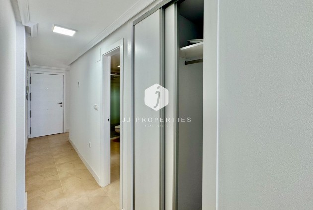 Resale - Apartment / flat -
Torrevieja - PARQUE DE LAS NACIONES