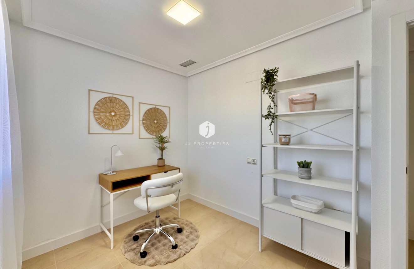Resale - Apartment / flat -
Torrevieja - PARQUE DE LAS NACIONES