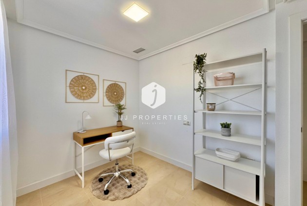 Resale - Apartment / flat -
Torrevieja - PARQUE DE LAS NACIONES