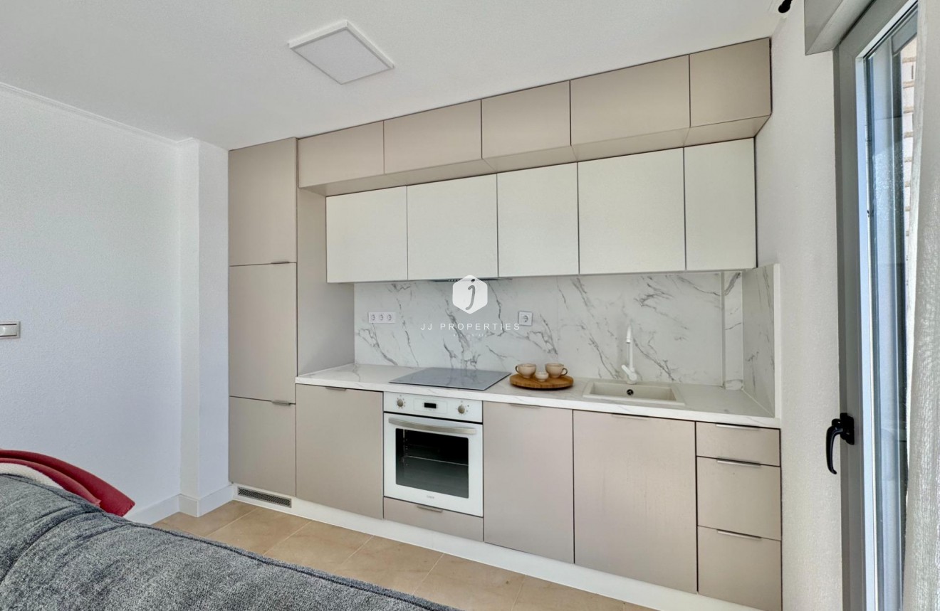 Resale - Apartment / flat -
Torrevieja - PARQUE DE LAS NACIONES