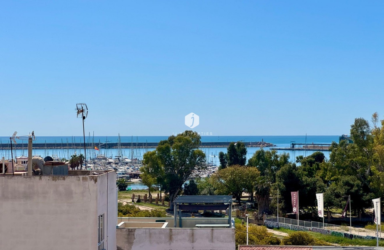 Resale - Apartment / flat -
Torrevieja - PARQUE DE LAS NACIONES