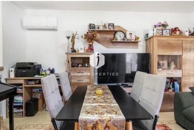 Resale - Duplex -
San Miguel de Salinas - Las Filipinas