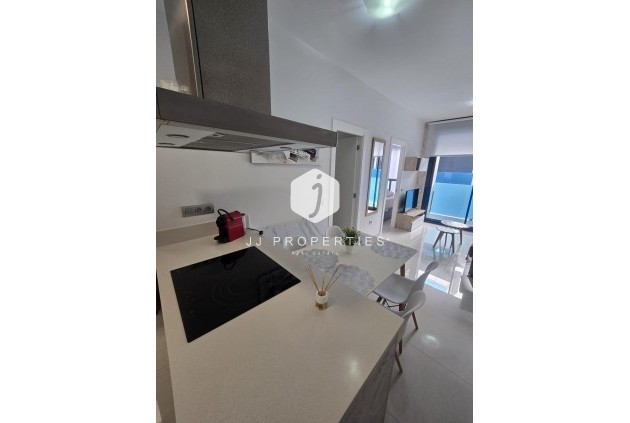 Aus zweiter Hand - Wohnung -
Torrevieja - Estacion de autobuses