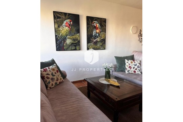 Resale - Apartment / flat -
Torrevieja - Punta prima